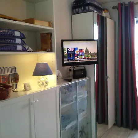 Apartment Studio Bord De Mer Pres St Gilles